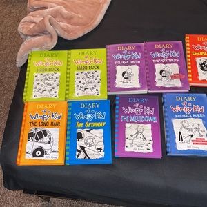 Diary of a wimpy kid books bundle
